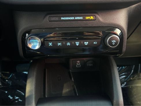 Used 2024 Ford Escape Platinum AWD/4WD image 23