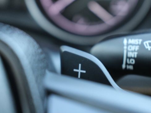 Used 2023 Toyota Camry SE image 26