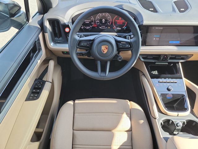 Used 2026 Porsche Cayenne AWD/4WD image 17