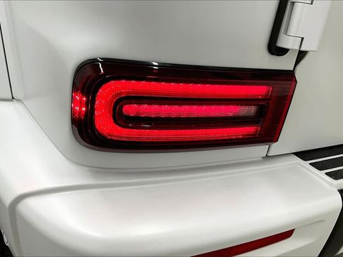 Certified 2025 Mercedes-Benz G 580 w/ EQ Technology image 27