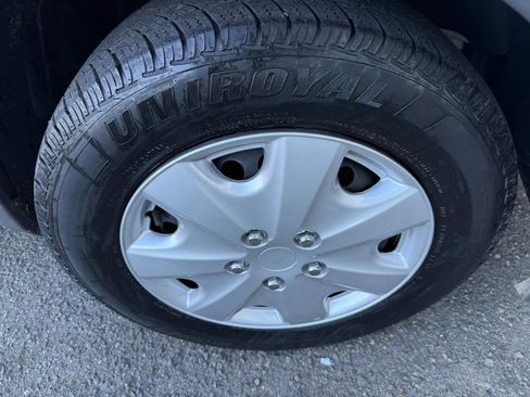 Used 2010 Ford Transit Connect XLT image 36