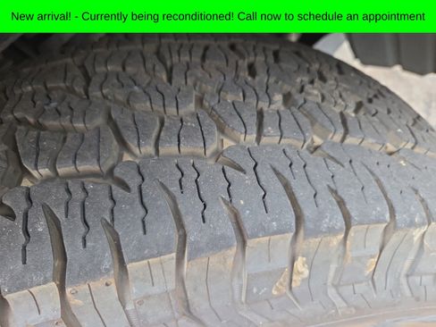 Used 2018 Toyota 4Runner SR5 AWD/4WD image 12