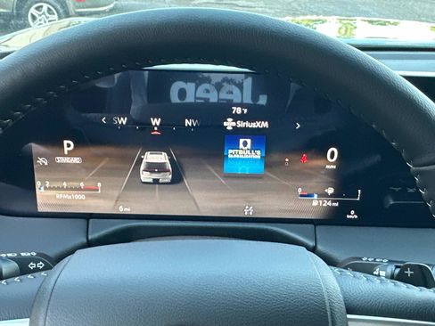 New 2025 Nissan Armada SL w/ Captain's Chari Seat Package image 19