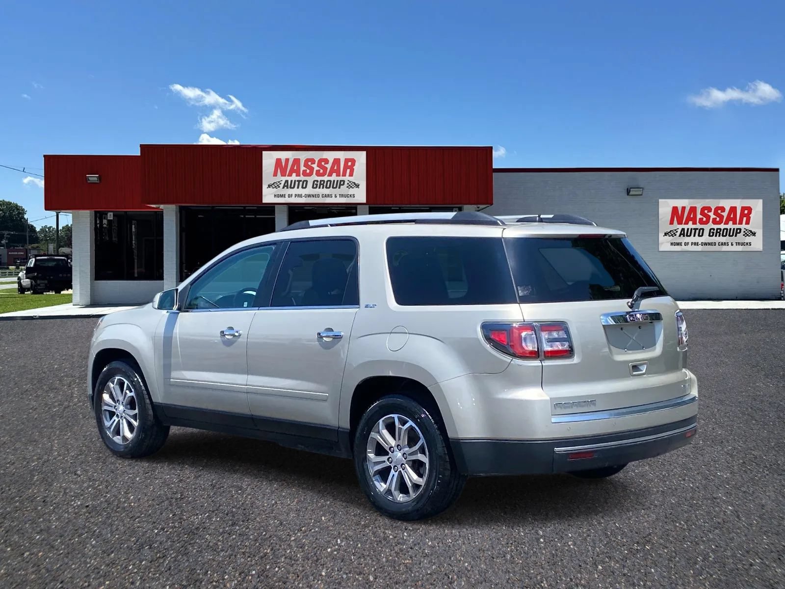 Used 2016 GMC Acadia SLT AWD/4WD image 6