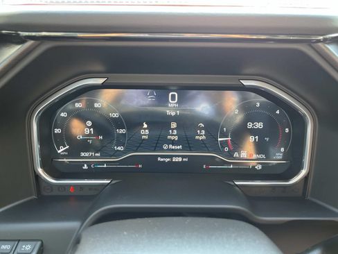 Used 2025 GMC Sierra 3500 AT4 w/ AT4 Premium Plus Package AWD/4WD image 38