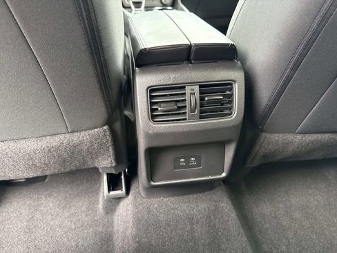 Used 2023 Nissan Rogue SV image 20