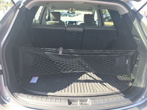 Used 2017 Hyundai Santa Fe Sport image 11