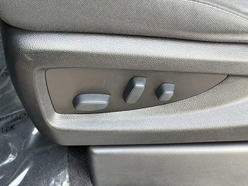 Used 2018 Chevrolet Silverado 1500 LT w/ All Star Edition AWD/4WD image 14
