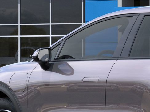 New 2026 Chevrolet Equinox EV LT image 12