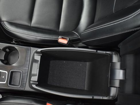 Used 2023 Ford Escape Platinum image 14