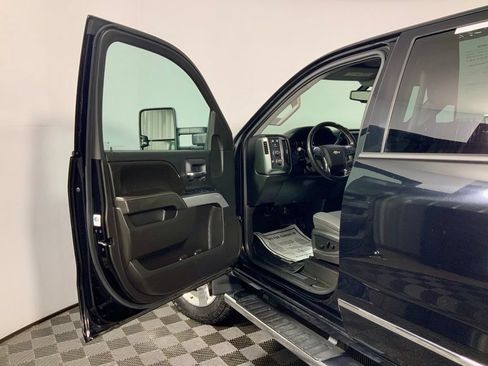 Used 2017 Chevrolet Silverado 2500 LT w/ Custom Sport Edition AWD/4WD image 17