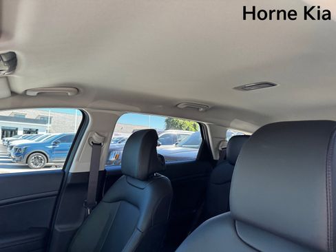 New 2026 Kia Sportage EX image 18