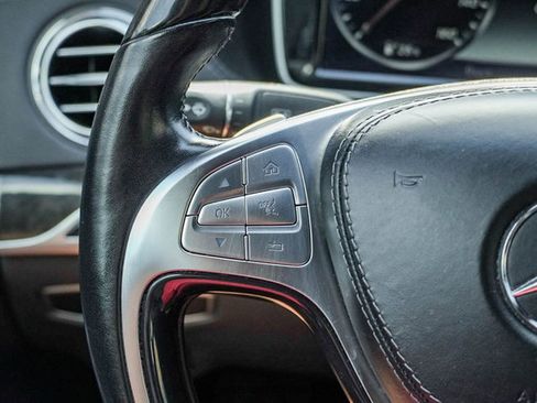 Used 2017 Mercedes-Benz S 550 4MATIC Sedan image 21