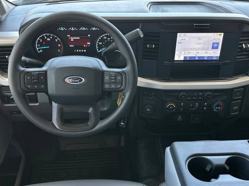 New 2026 Ford F250 XL w/ XL Chrome Package RWD image 13