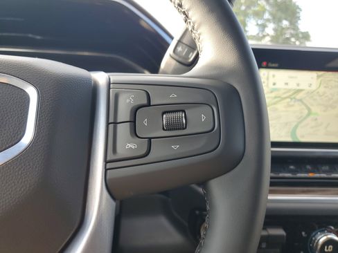 New 2025 GMC Sierra 1500 Elevation image 24