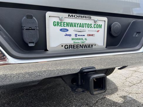 Used 2025 Chevrolet Silverado 1500 LT RWD image 7