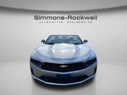 Used 2023 Chevrolet Camaro LT RWD image 9