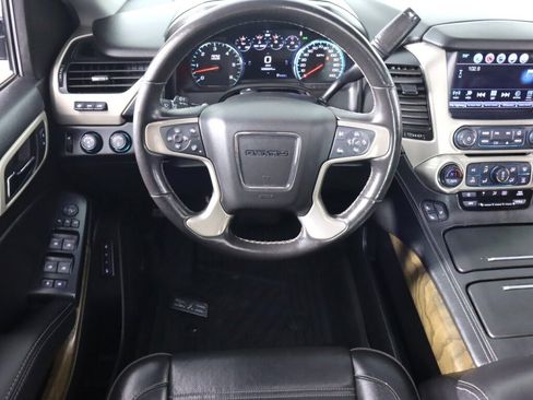 Used 2018 GMC Yukon Denali w/ Denali Ultimate Package AWD/4WD image 33