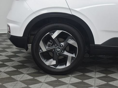 Used 2026 Hyundai Venue SEL FWD image 33