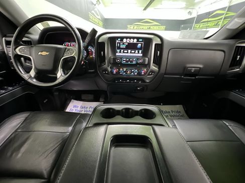 Used 2018 Chevrolet Silverado 1500 LT w/ All Star Edition AWD/4WD image 19