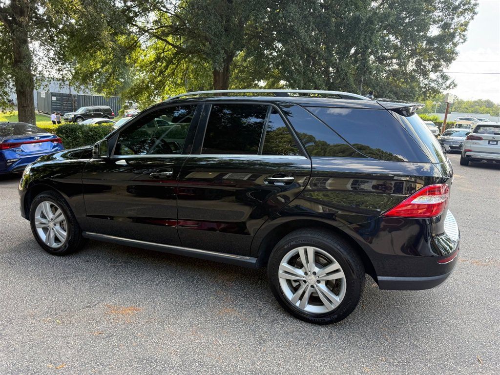 Used 2012 Mercedes-Benz ML 350 4MATIC image 8