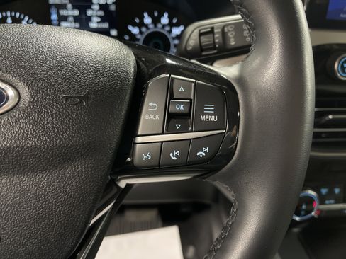 Used 2022 Ford Escape SE w/ Convenience Package image 19