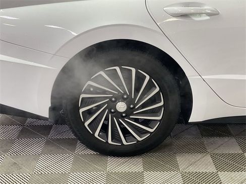 Used 2023 Hyundai Sonata SEL image 37