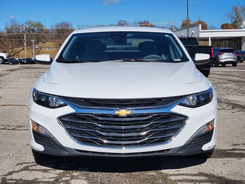 Used 2024 Chevrolet Malibu LT image 2