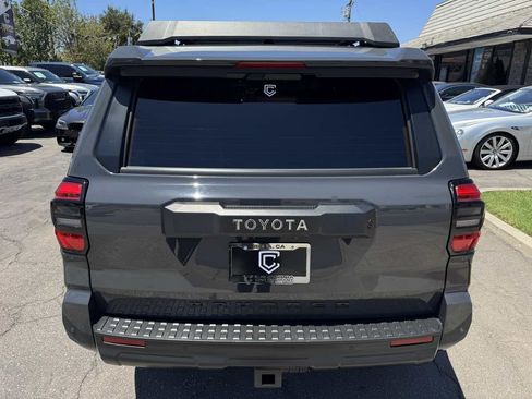 Used 2025 Toyota 4Runner TRD Off-Road Premium w/ Tow Technology Package AWD/4WD image 5