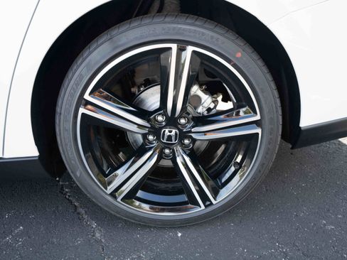 New 2025 Honda Accord Sport image 28