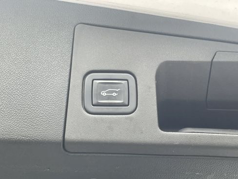 Used 2022 Cadillac XT5 Sportv AWD/4WD image 18