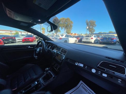 Used 2016 Volkswagen Golf R 4-Door image 12