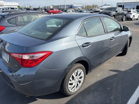 Used 2017 Toyota Corolla LE w/ Carpet Mat Package (TMS) image 5