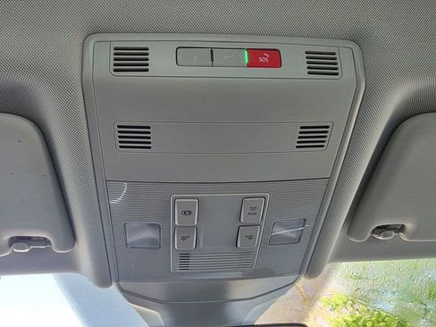 Used 2025 Volkswagen Jetta S image 25