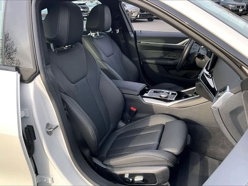 Certified 2023 BMW i4 eDrive35 image 10