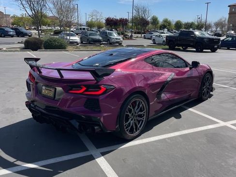 Used 2020 Chevrolet Corvette Stingray Premium Cpe w/ 3LT Preferred Equipment Group image 3