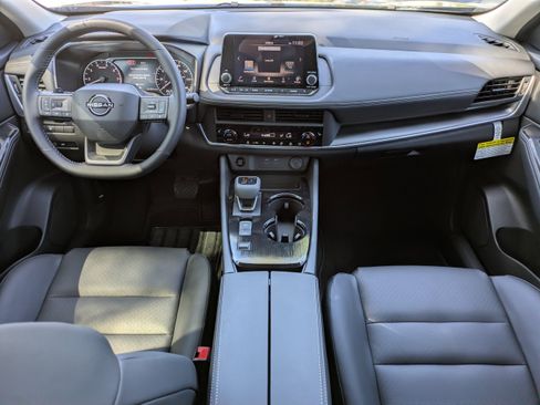 New 2026 Nissan Rogue SV FWD image 17
