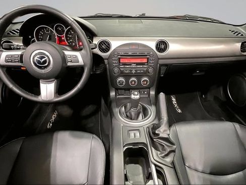 Used 2012 MAZDA MX-5 Miata Grand Touring w/ Premium Pkg RWD image 16