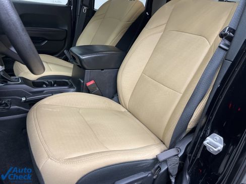 Used 2021 Jeep Gladiator Sport w/ Trailer Tow Package image 19