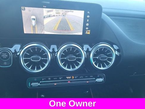 Used 2023 Mercedes-Benz GLA 250 4MATIC image 4