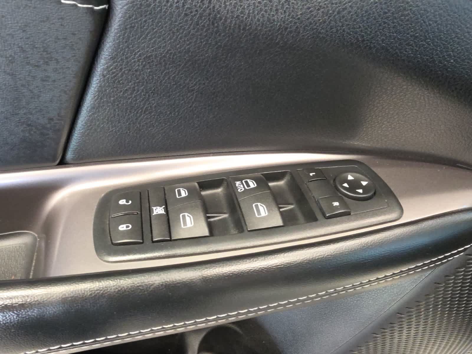 Used 2016 Dodge Journey Crossroad FWD image 17