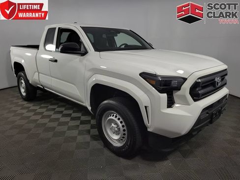 Used 2024 Toyota Tacoma SR RWD image 1