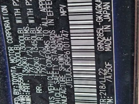 Used 2023 Toyota 4Runner 40th Anniversary SE image 32