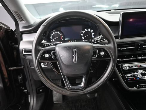 Used 2022 Lincoln Corsair AWD w/ Equipment Group 101A image 24