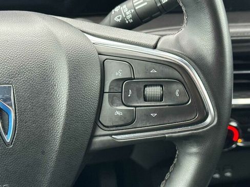 Used 2024 Buick Encore GX Sport Touring w/ Comfort Package image 29