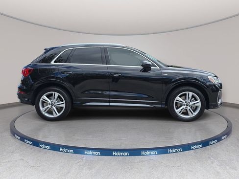 Used 2024 Audi Q3 2.0T Premium w/ Convenience Package AWD/4WD image 5