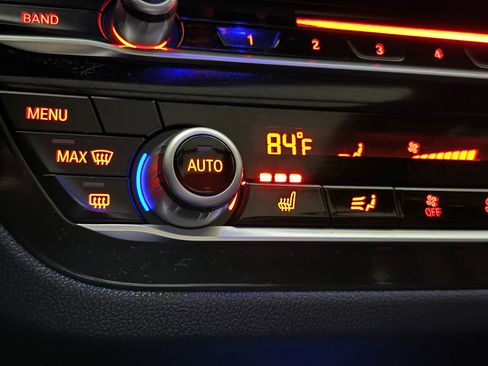 Used 2020 BMW X3 M w/ Executive Package image 38