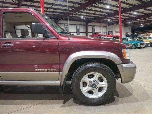 Used 2001 Isuzu Trooper 4WD 4-Door image 11