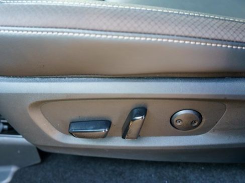 New 2025 Nissan Pathfinder SL image 14