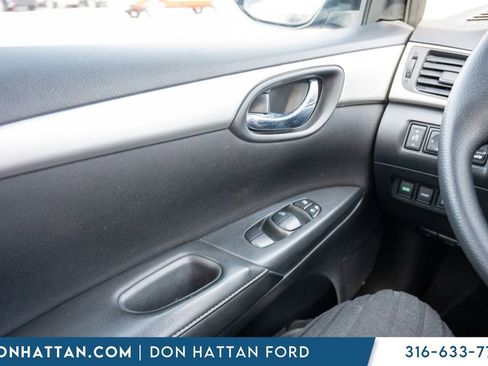 Used 2017 Nissan Sentra S w/ S Style Package image 15